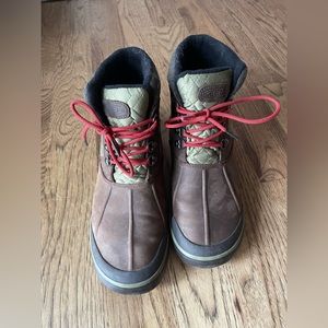 Keen womes boots, size 9.5